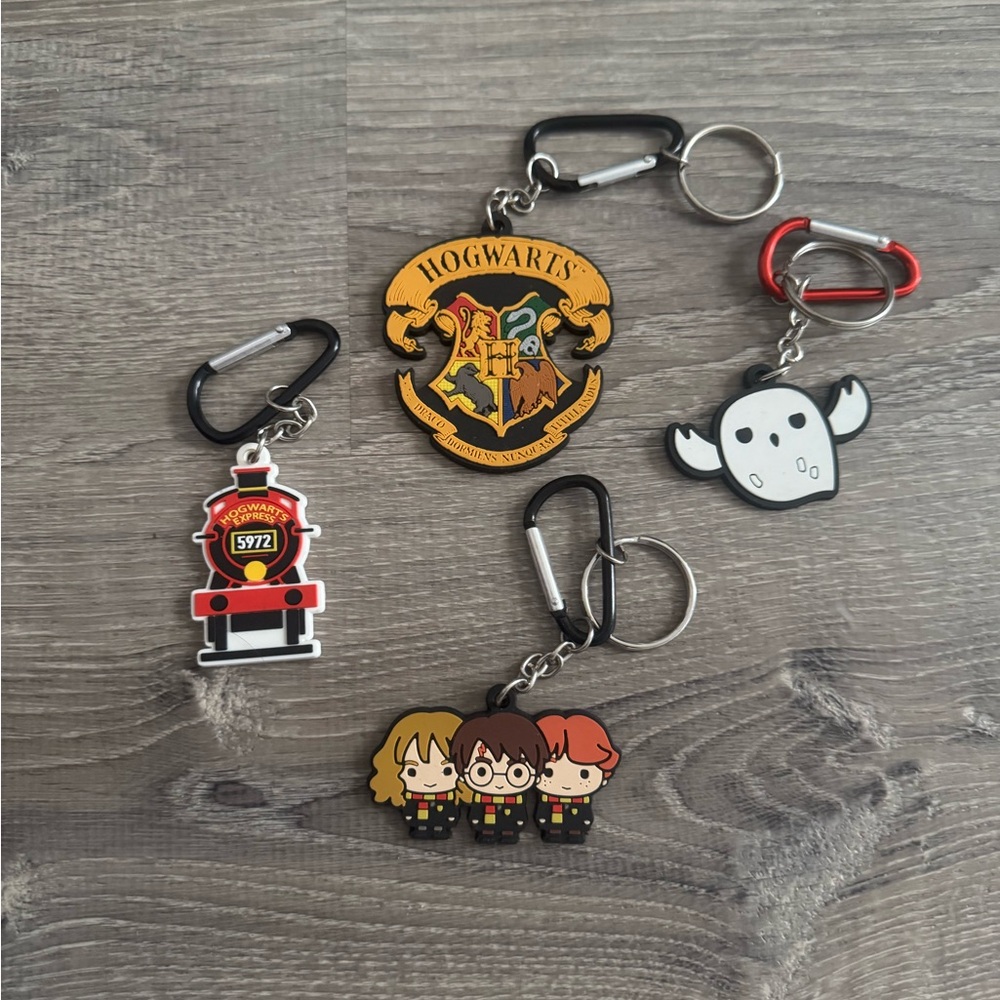 4 Harry Potter Keychains